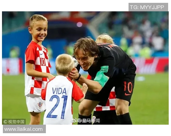 昔日恩怨再现！莫德里奇与老队友狭路相逢