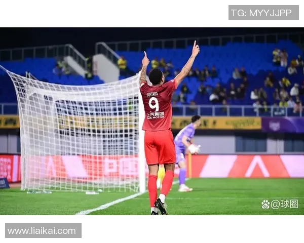 中超焦点战上海海港两球落后逆转强敌展现冠军底蕴